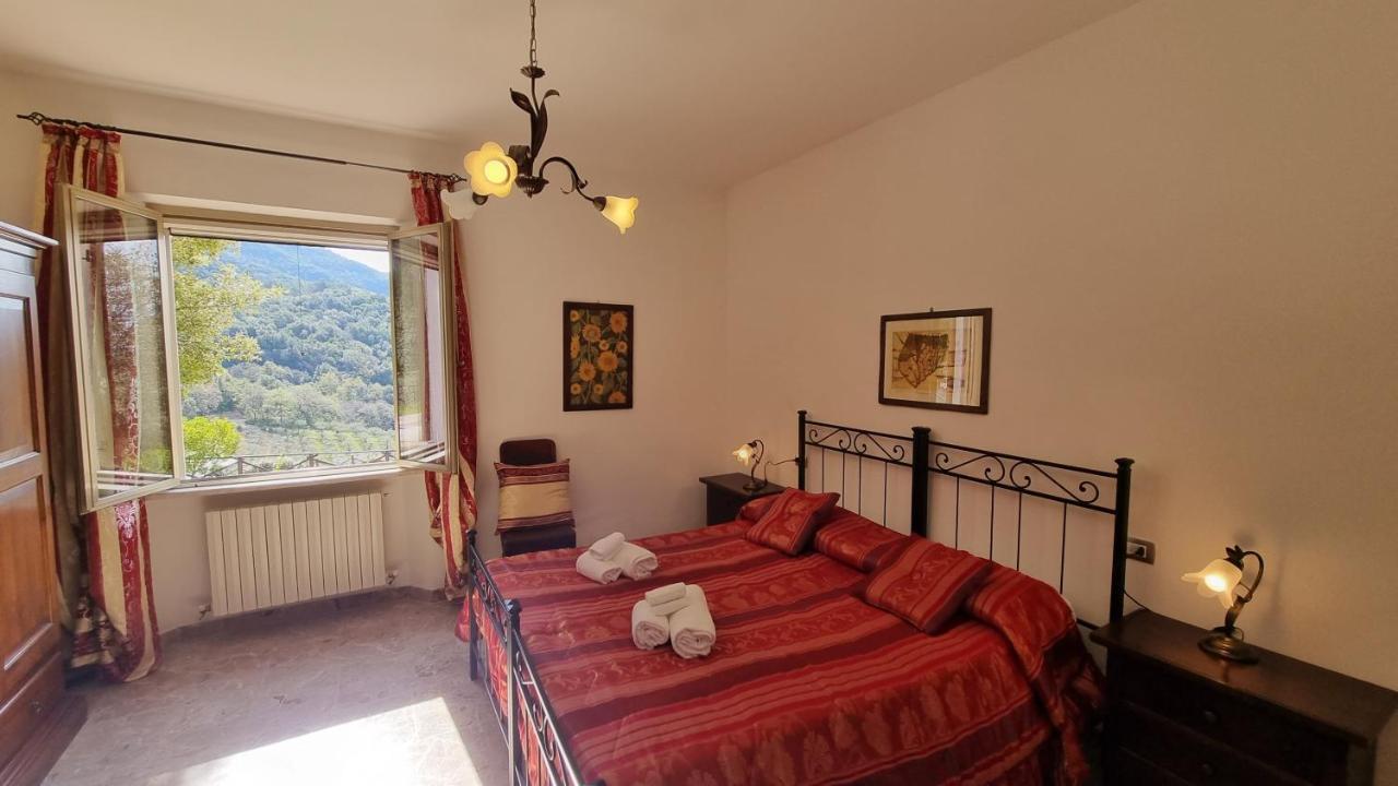 La Corte Dei Banchetti Gualdo Cattaneo Bagian luar foto