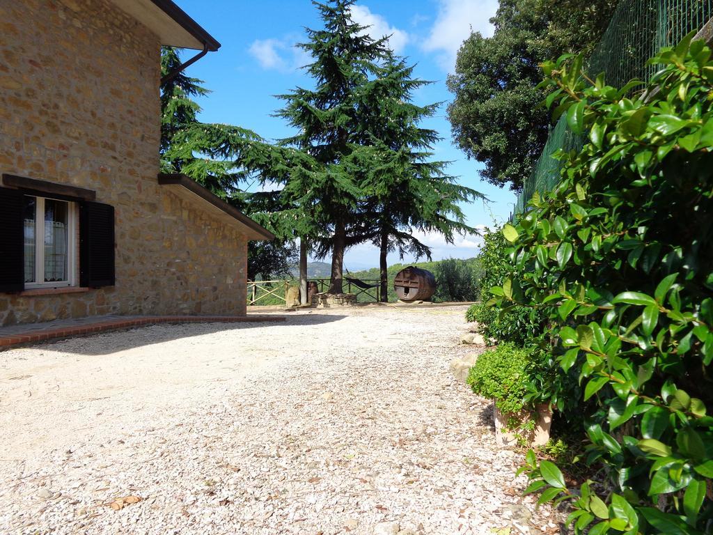 La Corte Dei Banchetti Gualdo Cattaneo Bagian luar foto
