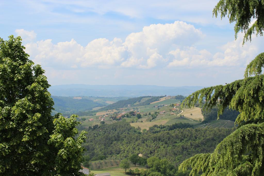 La Corte Dei Banchetti Gualdo Cattaneo Bagian luar foto